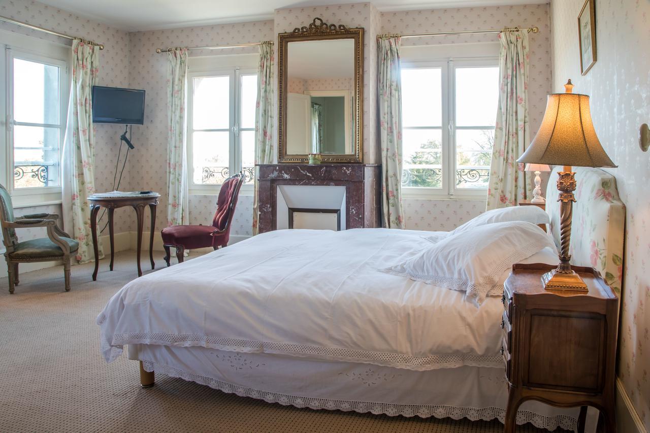 Chambres D'Hotes Chateau De La Puisaye Verneuil d'Avre et d'Iton Exterior photo